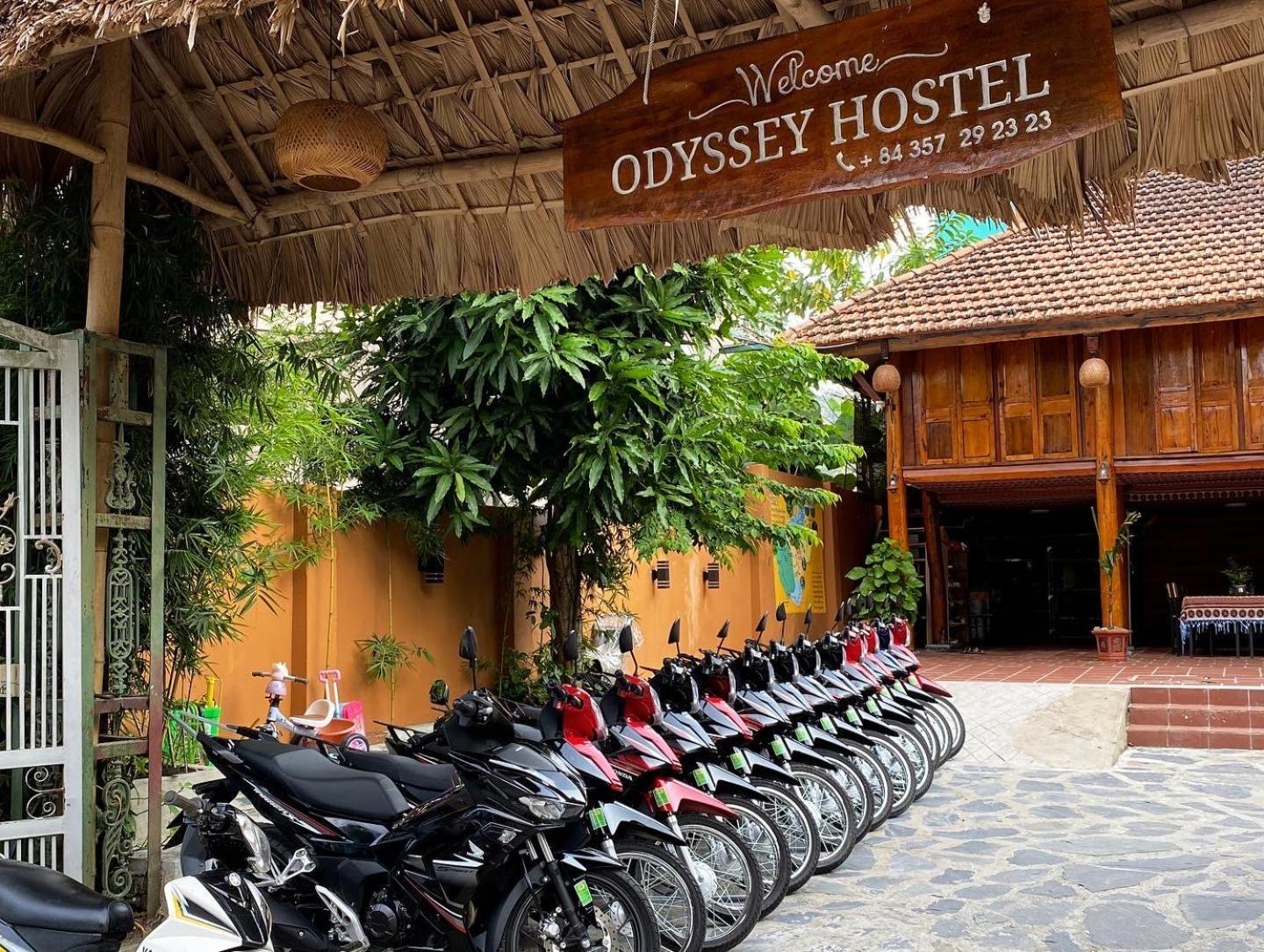 Odyssey Hostel, Tours & Motorbikes Rental Hà Giang Zewnętrze zdjęcie